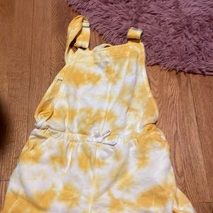 This in great condition it has never been worn no holes or tears